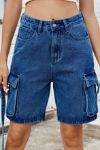 Load image into Gallery viewer, Washed Cargo Denim Shorts