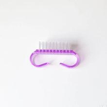 Load image into Gallery viewer, Nail Cleaning Nail Brush
